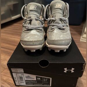 Under Armour Harper Baseball Cleats Grey/White Size 11
